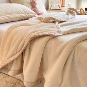 Coral Fleece Blanket – Single-Piece Thickened, Plush Flannel Throw for Bed, Sofa, or Office Nap