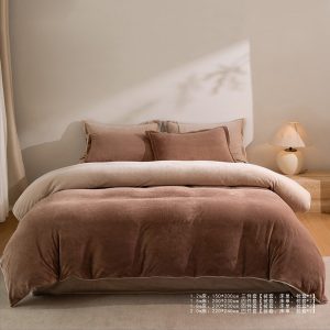 Category A High-weight Milk Fleece Color-blocked Four-Piece Set